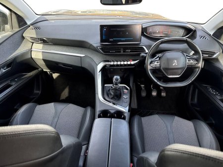 2022 Peugeot 5008 - photo 2