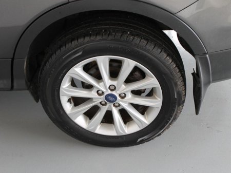 2016 Ford Kuga - thumbnail 28