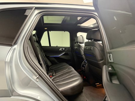 2024 BMW X5 50E M SPORT XDRIVE *HUGE SPEC* €97,990 thumbnail