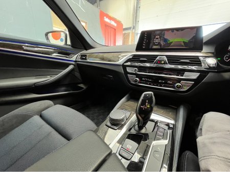 2019 BMW 5 Series - thumbnail 22