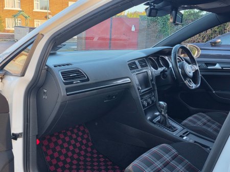 2014 Volkswagen Golf 2.0 TSI GTI DSG €15,999 thumbnail