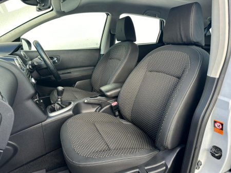 2009 Nissan Qashqai 1.5 D SE 105BHP SERVICE HISTORY €3,900 thumbnail