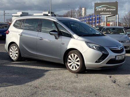 2015 Opel Zafira - view 2