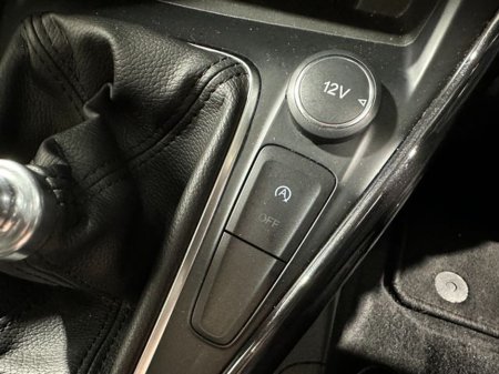 2017 Ford Focus Zetec 1.5 Tdci 171 €13,800 thumbnail