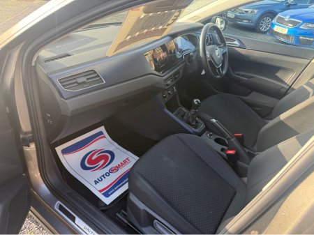 2021 Volkswagen Polo ** ONLY 48KMS €18,950 thumbnail