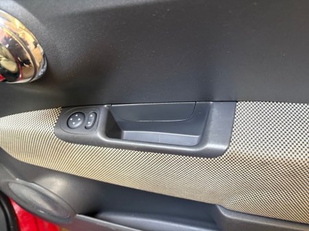 2012 Fiat 500 - thumbnail 11