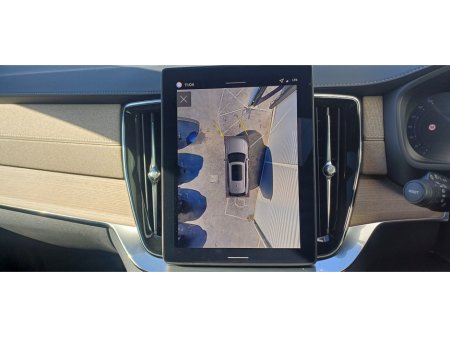 2025 Volvo XC90 - thumbnail 10