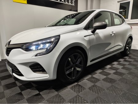 2022 Renault Clio - thumbnail 21