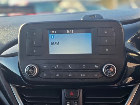 2020 Ford Fiesta - thumbnail 10