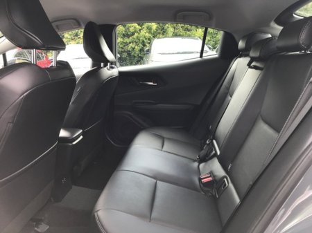 2024 Toyota Prius - thumbnail 7