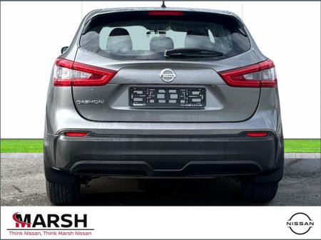 2018 Nissan Qashqai 1.2 XE 18 4DR €16,425 thumbnail