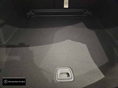 2026 Mercedes-Benz CLE 220D AMG with Sunroof/Spoiler/Sunroof €83,865 thumbnail