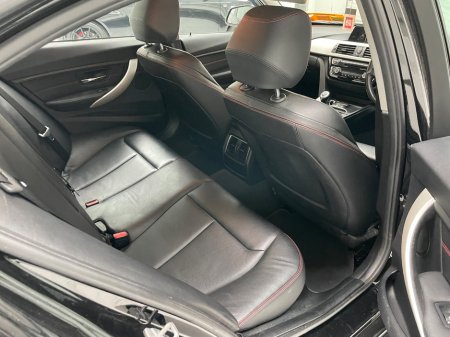 2017 BMW 3 Series - thumbnail 13