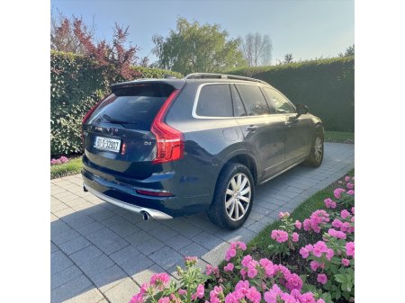 2016 Volvo XC90 - thumbnail 8