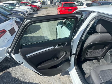 2015 Audi A3 - thumbnail 13