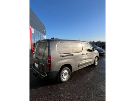 2021 Peugeot Partner  €16,950 thumbnail
