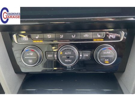 2019 Volkswagen Arteon 2.0 TDI ELEGANCE 150PS €22,950 thumbnail