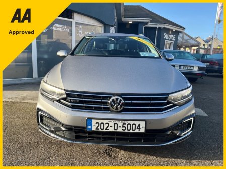 2020 Volkswagen Passat - photo 5
