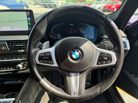2021 BMW 5 Series - photo 6