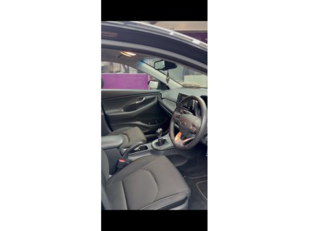 2017 Hyundai i30 - thumbnail 9