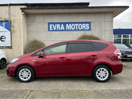 2019 Toyota Prius Alpha - thumbnail 6