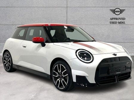 2025 MINI Hatch Cooper E €30,950