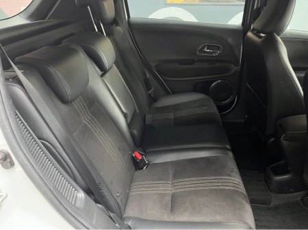 2021 Honda Vezel €23950 2021 HONDA VEZEL RS HYBRID SENSING 1.5 AUTOMATIC / CRUISE CONTROL / REVERSE CAMERA / HEATED SEATS €23,950 thumbnail