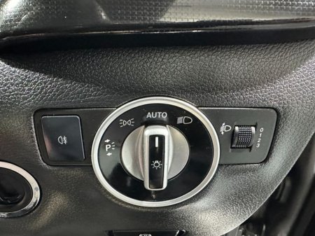 2013 Mercedes-Benz B Class B 180 CDi €10,800 thumbnail