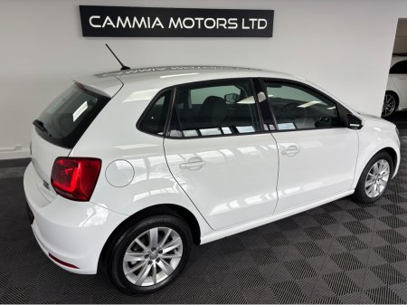 2014 Volkswagen Polo - thumbnail 2