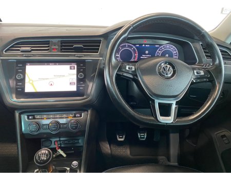 2018 Volkswagen Tiguan - thumbnail 12