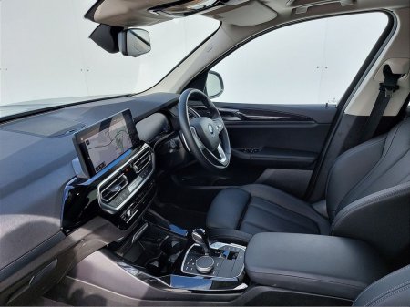2024 BMW X3 xDrive30e xLine €53,995 thumbnail
