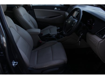 2018 Hyundai Tucson - thumbnail 11