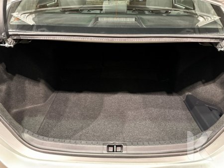 2017 Toyota Corolla - thumbnail 12