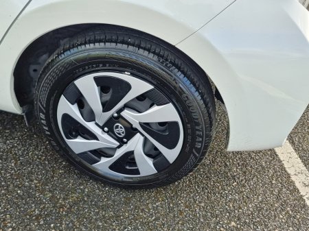 2018 Toyota Aqua - thumbnail 18