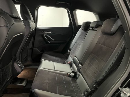 2024 BMW iX1 - thumbnail 8