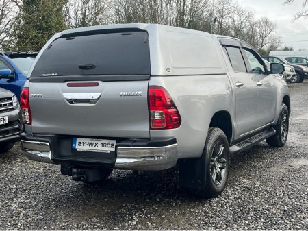 2021 Toyota Hilux - thumbnail 9