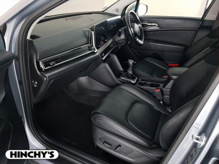 2025 Kia Sportage - view 4