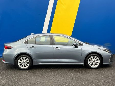 2023 Toyota Corolla LUNA 1.8 HYBRID // DIGITAL CLUSTER // SERVICE HISTORY // BLUETOOTH MUSIC €23,900