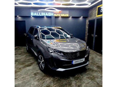 2023 Peugeot 5008 1.5 BlueHDi 130bhp Allure Auto €33,950 thumbnail
