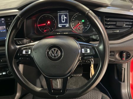 2018 Volkswagen Polo 1.0 TSI 65HP Trendline €14,990 thumbnail