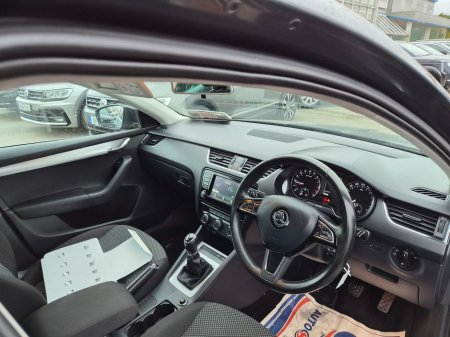 2016 Skoda Octavia - thumbnail 10