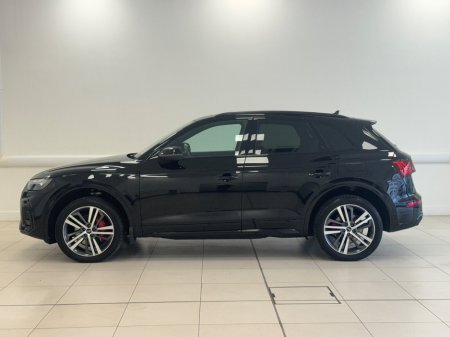 2025 Audi Q5 50 TFSI e 299HP S tronic quattro S Line €61,950 thumbnail