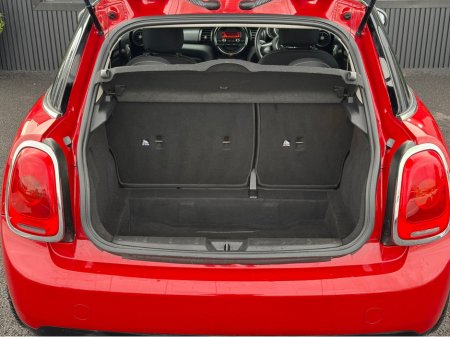 2017 MINI Cooper Black Ed 1.5P €15,750 thumbnail