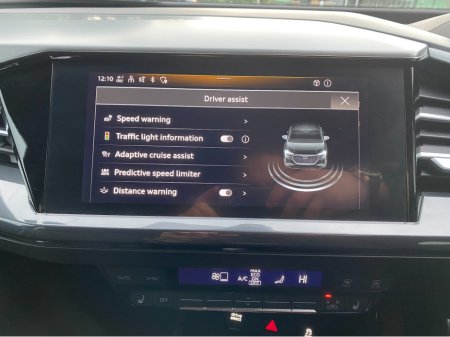 2023 Audi Q4 e-tron SPORTBACK 40 E-TRON S LINE 4DR AUTO thumbnail