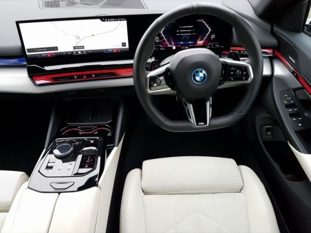 2025 BMW 5 Series 530e M Sport €66,995 thumbnail