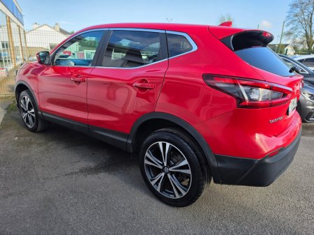 2017 Nissan Qashqai - thumbnail 9