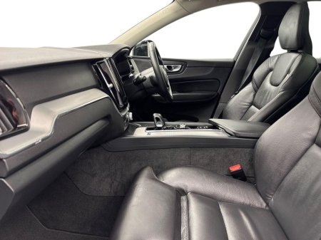 2023 Volvo XC60 - thumbnail 2