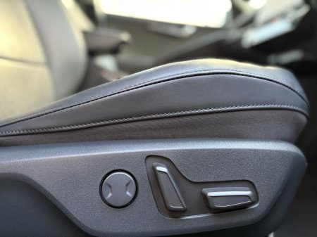 2023 Kia Niro 1.6 K4 Plug in hybrid Automatic thumbnail