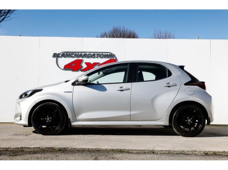 2021 Toyota Yaris - thumbnail 5