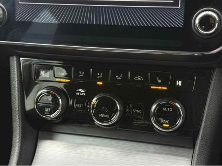 2023 Skoda Superb AMBITION 2.0 TDI 150HP 5DR €29,950 thumbnail